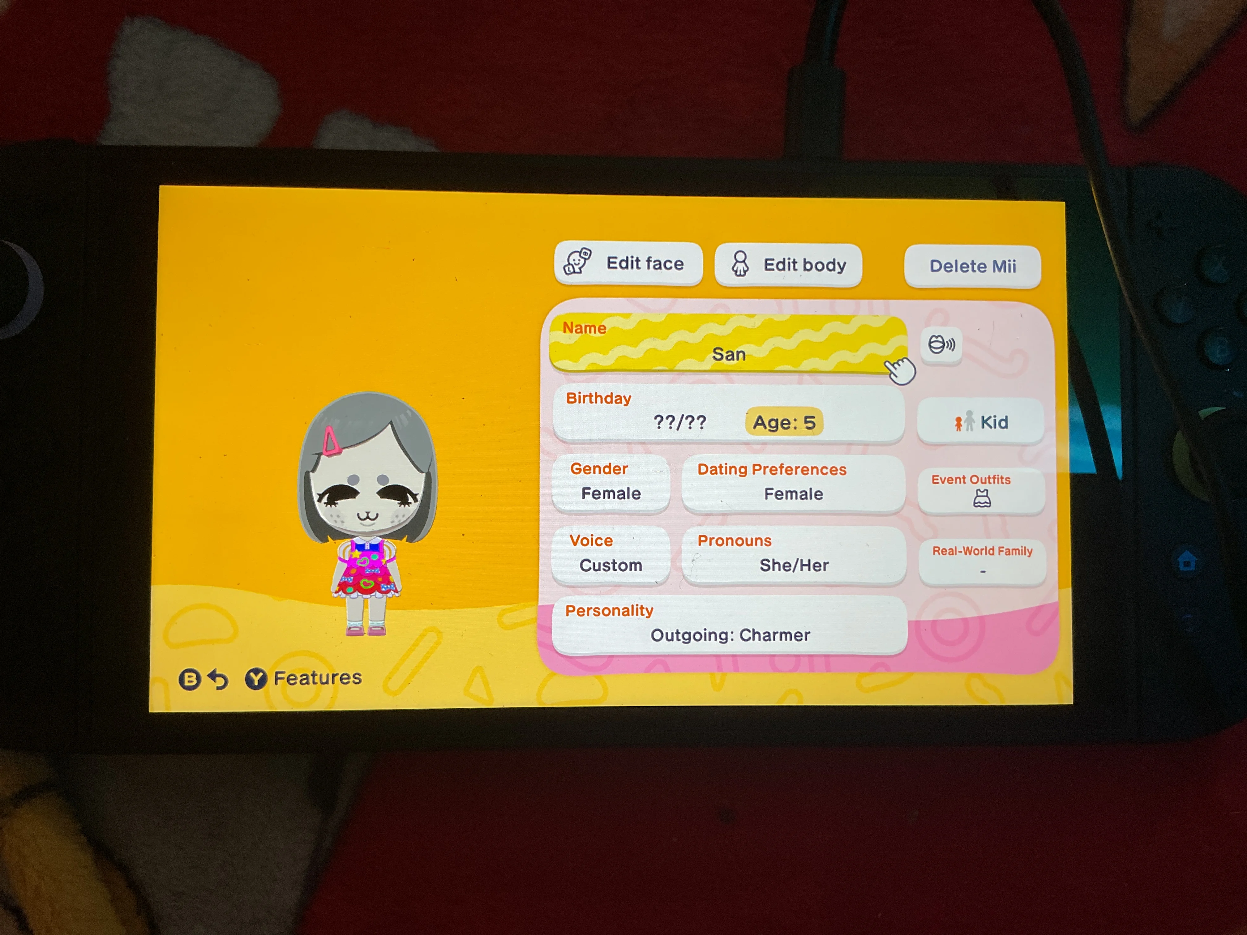 San (cute lil seal girl :3)