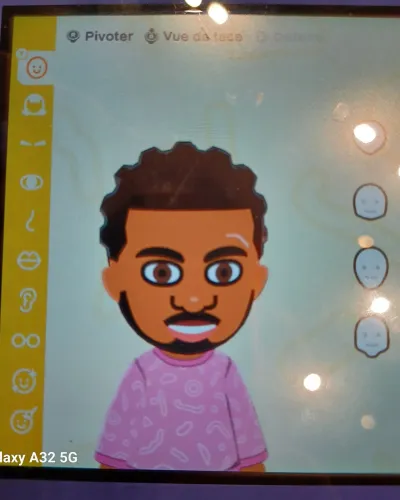 Mii-Porträt von Nico_Là