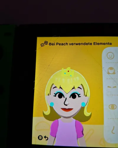 Mii portrait of Peach